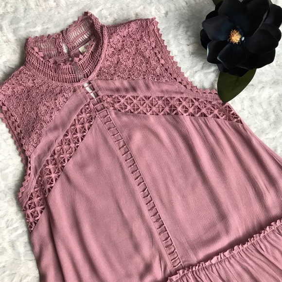 Sleeveless Crochet Dress w/Ruffled Hem - Picture 4 of 8